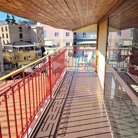 Plazhi شقة ساراندا