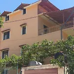 Plazhi * Sarandë